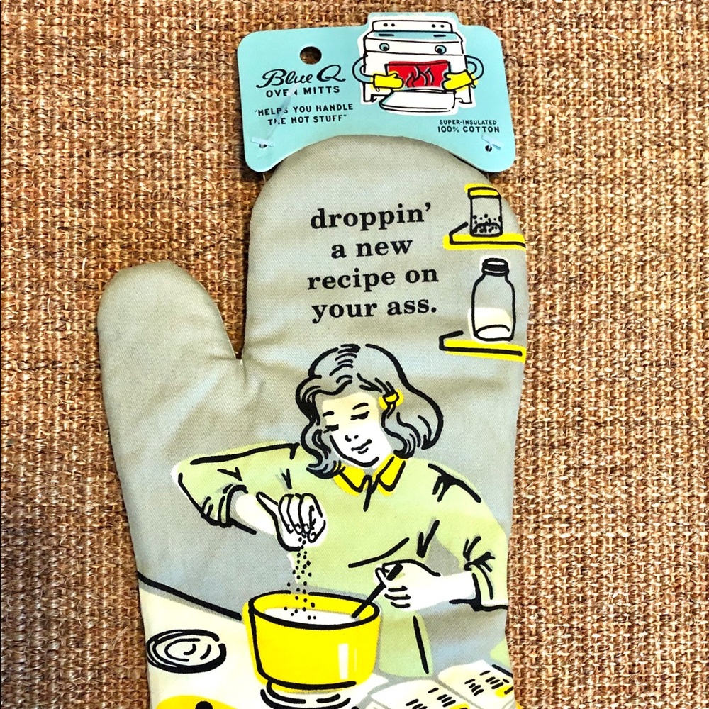 Sassy Oven Mitt